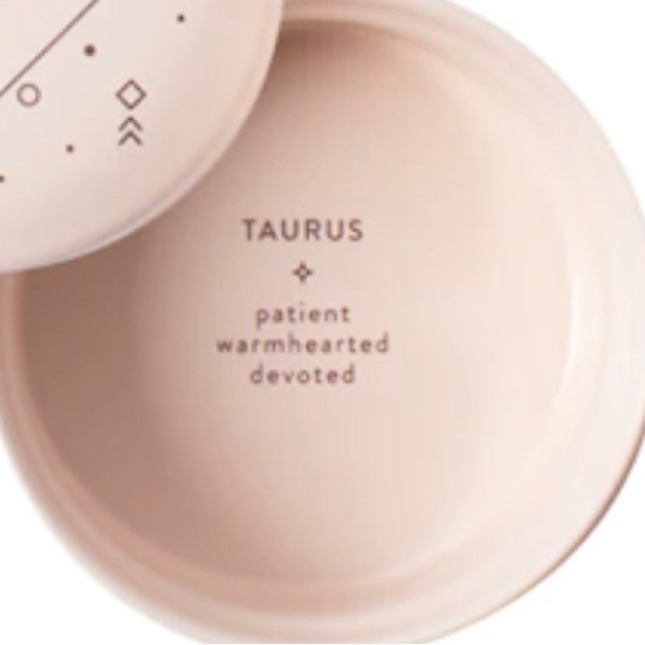 Zodiac “Taurus” round ceramic decorative trinket box w/sign attributes inside - Picture 3 of 13